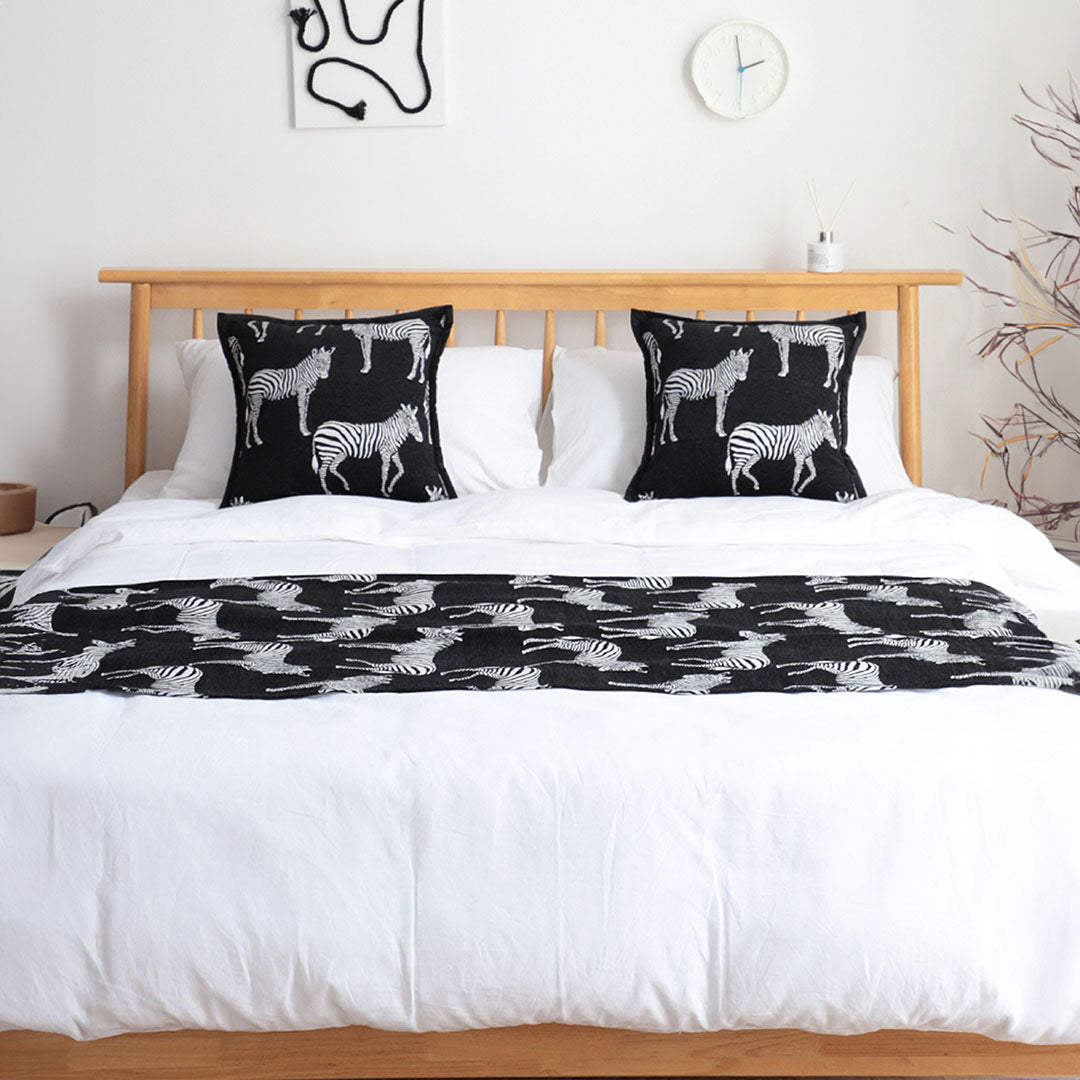 NNEAGS 1.5m Bed Light Luxury Black Zebra Vintage Bed Scarf Runner Bedding Tail Pad Flag For Home Hotel Set of 3