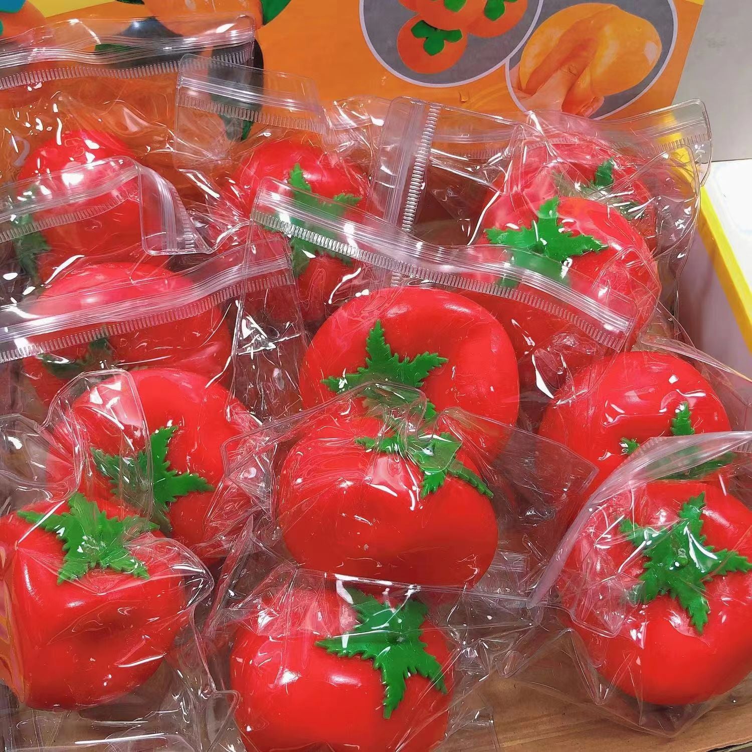 Creative trending fluid egg yolk crisp ins candy toy pinch vent student girl heart trick boring decompression toy