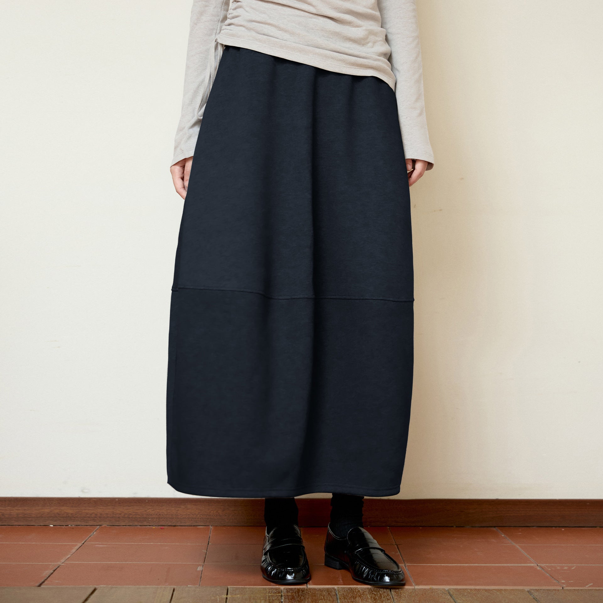 Three-dimensional Bud skirt umbrella skirt thickened autumn and winter commuting figure flattering bathroom skirt mid-length skirt loose high-grade skirt
