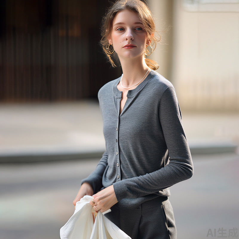 [German Yangzi yarn 100 wool] 18-pin bottoming sweater 25 autumn and winter New woolen sweater high-end cardigan
