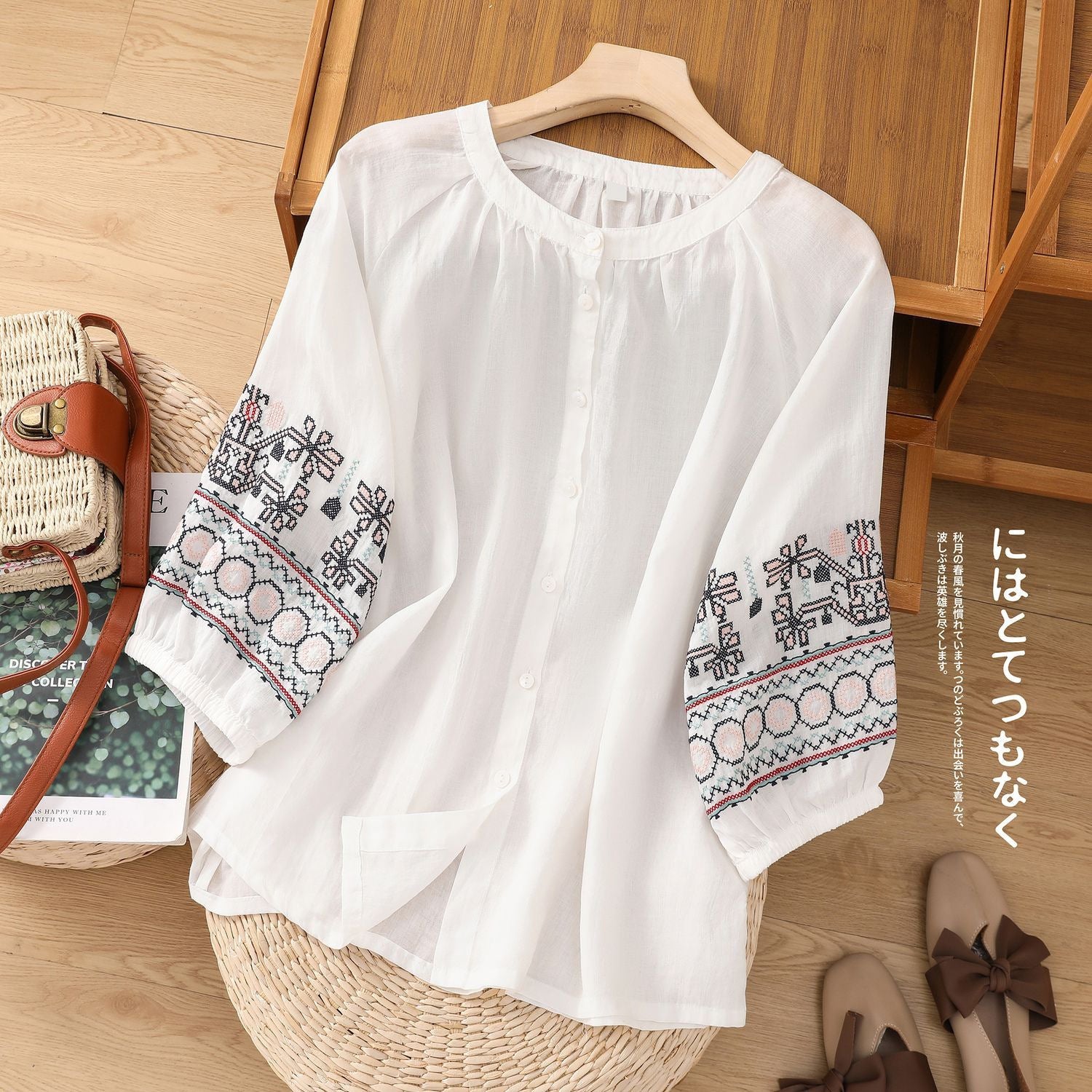 Artistic retro lantern sleeve embroidered cotton and linen shirt women's summer loose plus size temperament slimming linen Western style top