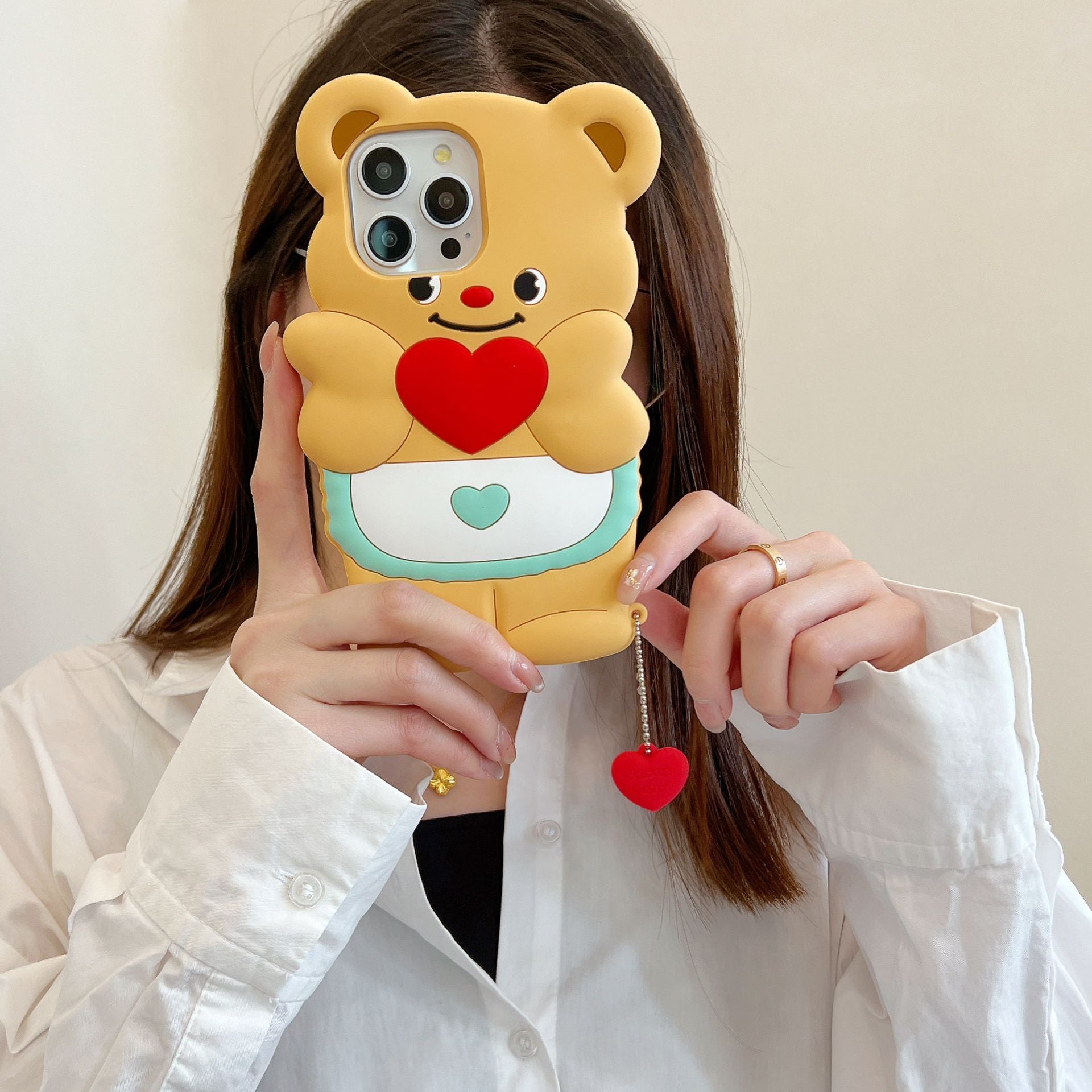 Suitable for Apple 16promax lying butter bear phone case iPhone15/14/13/12pro fun shell