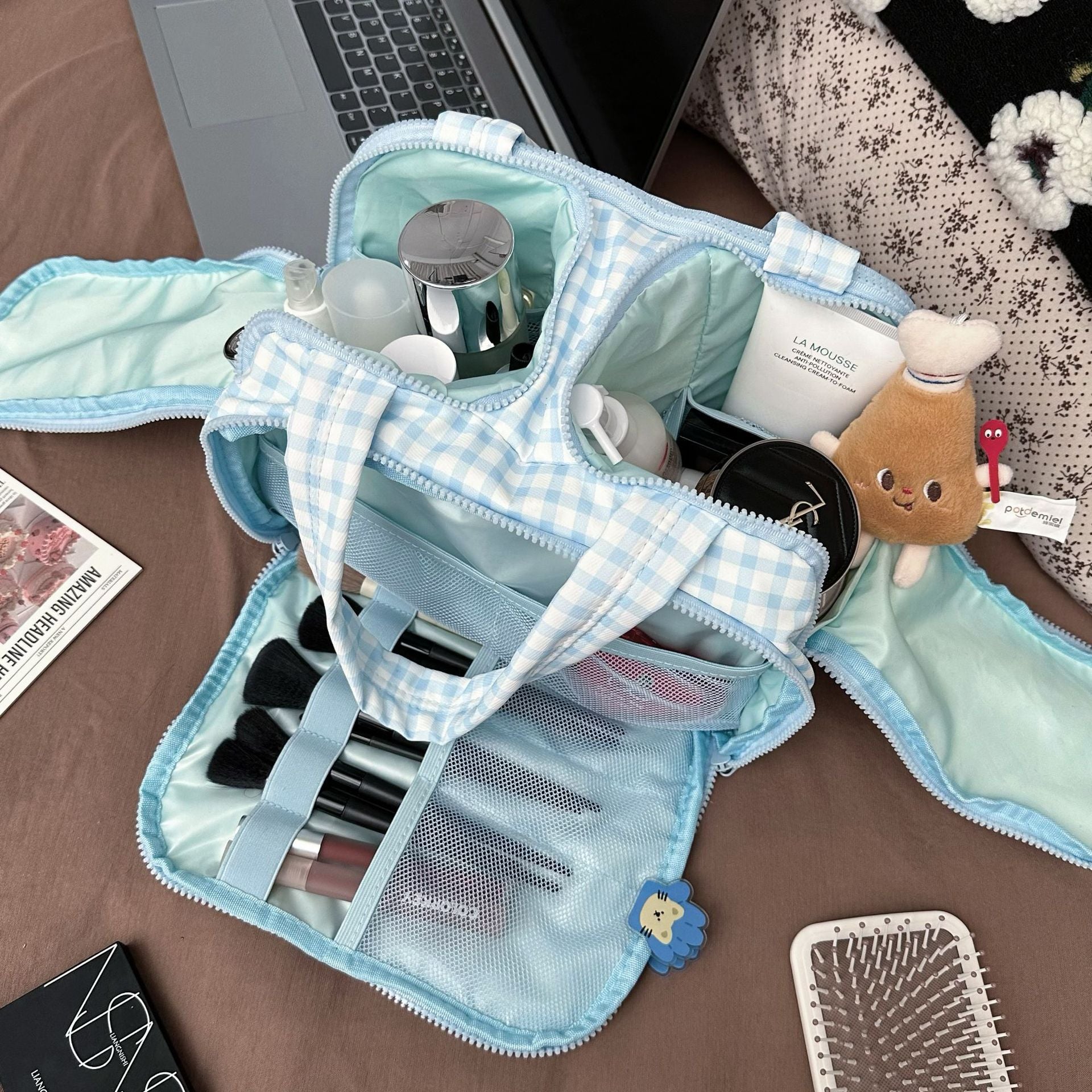 Cross-border wash bag simple lightweight large wide open wash bag fluffy cosmetic bag storage bag travel handbag