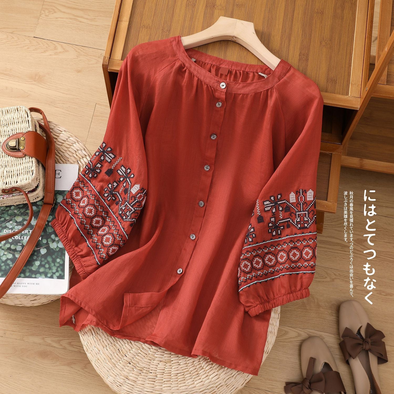 Artistic retro lantern sleeve embroidered cotton and linen shirt women's summer loose plus size temperament slimming linen Western style top