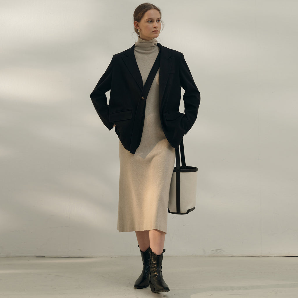 Fall 2025 retro fashionable suit women's elegant high-grade solid color long-sleeved jacket simple style flip lapel collar suit